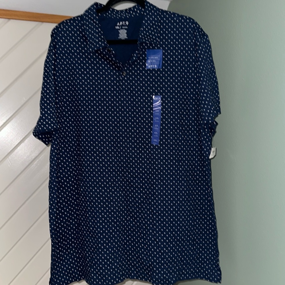 Super soft nwt men’s printed navy polo! Size xxlarge!